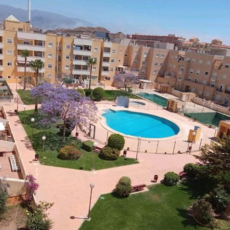 Apartamento Residencial Puerta Roquetas Διαμέρισμα Ροκέτας ντε Μαρ Εξωτερικό φωτογραφία